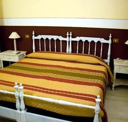 Abatjour Eco-Friendly B&B 3*