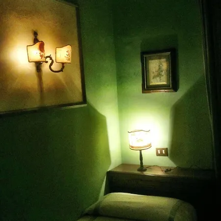 Abatjour Eco-Friendly B&B 3* Firenze