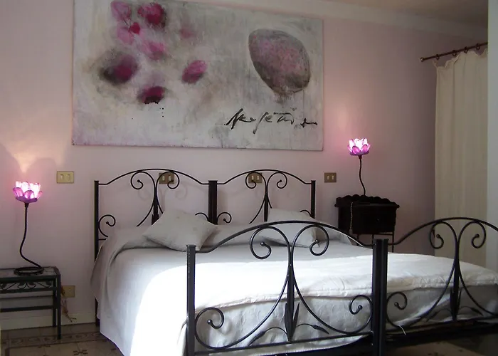Abatjour Eco-Friendly B&B 3*